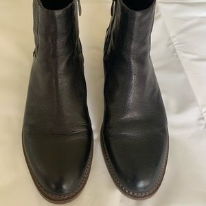 Franco Sarto ankle boot, black.